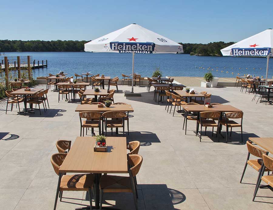 RESTAURANT UND STRANDCLUB, VUGHT