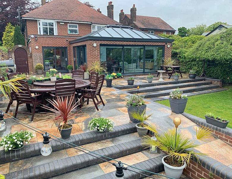 HOUSE WITH COURTYARD, PRESTON