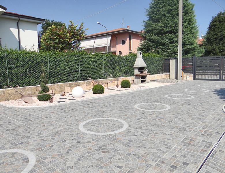 HOUSE WITH COURTYARD, BERGAMO