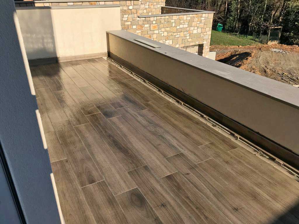 OUTDOOR WOOD 2 CM Porcelain stoneware outdoor floor tiles with wood effect  By PIETRA SINTERIZZATA