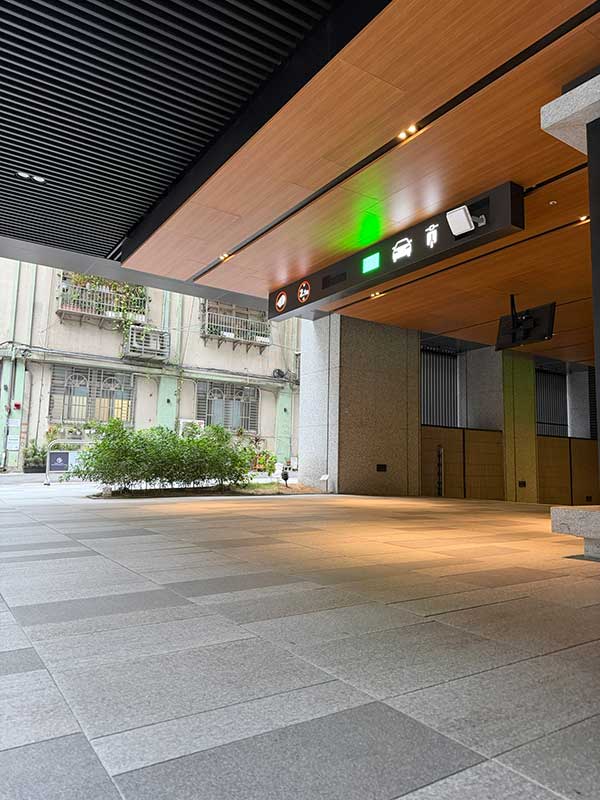 Commercial Building, Taipei - Taiwan