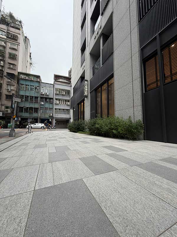 Commercial Building, Taipei - Taiwan